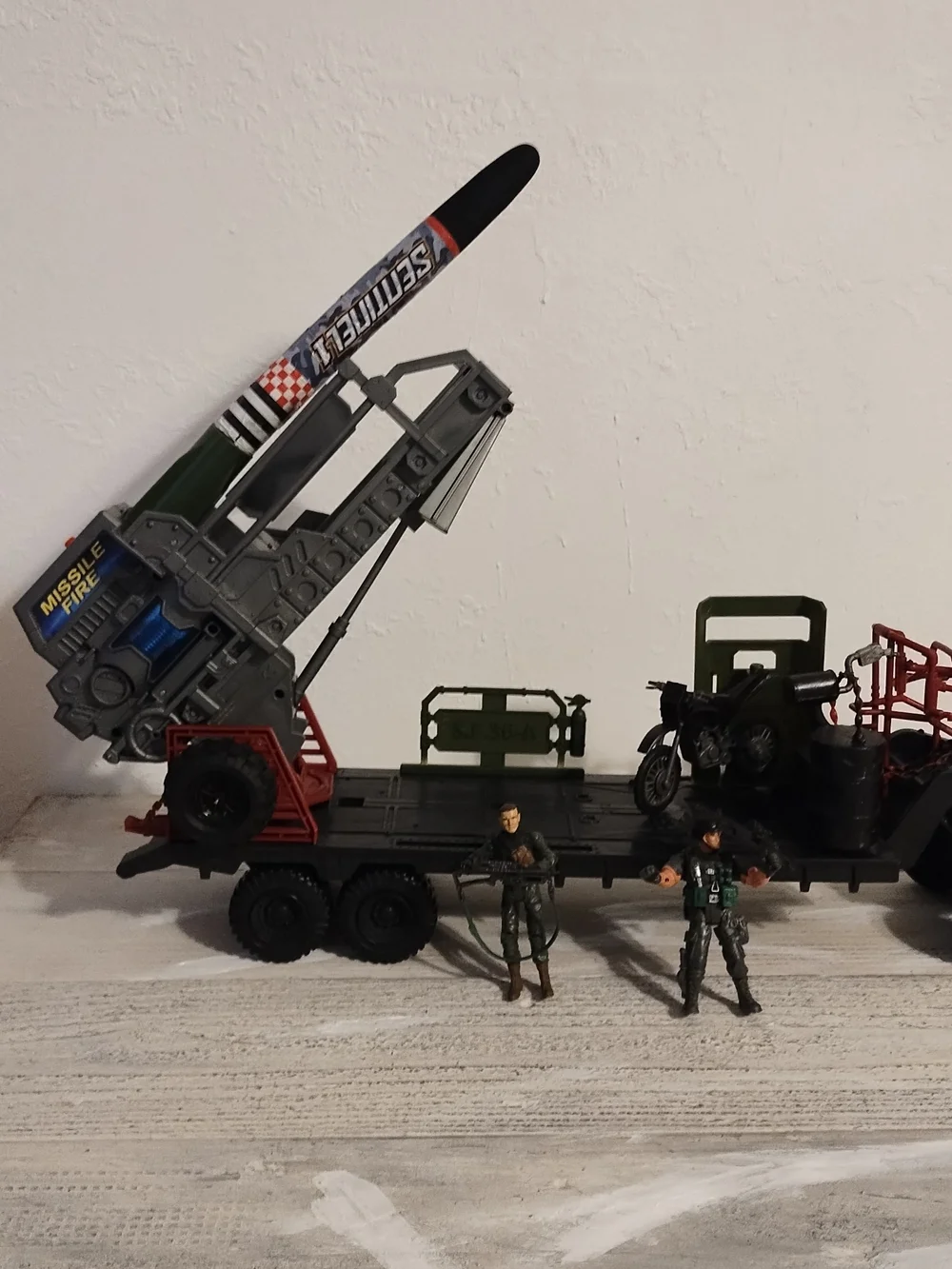 Military Transport Playset - Green and Red Tactical Truck
